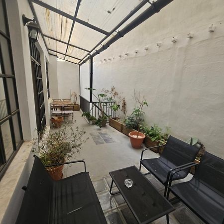 Fashionable Base In Central Athens In The Old Tailor Factory Exterior foto