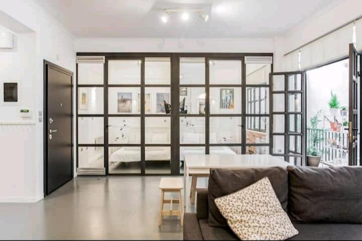 Fashionable Base In Central Athens In The Old Tailor Factory Exterior foto