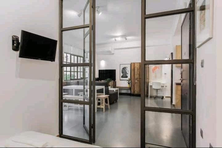 Fashionable Base In Central Athens In The Old Tailor Factory Exterior foto