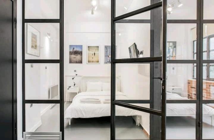 Fashionable Base In Central Athens In The Old Tailor Factory Exterior foto