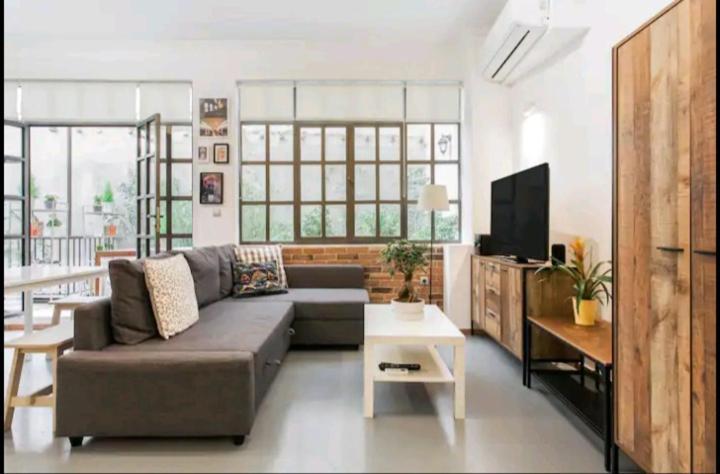Fashionable Base In Central Athens In The Old Tailor Factory Exterior foto